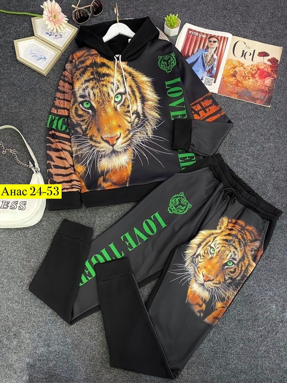 мужские спортивные костюмы,спортивные костюмы,спортивный костюм с принтом мужской лев,спортивный костюм с тигром