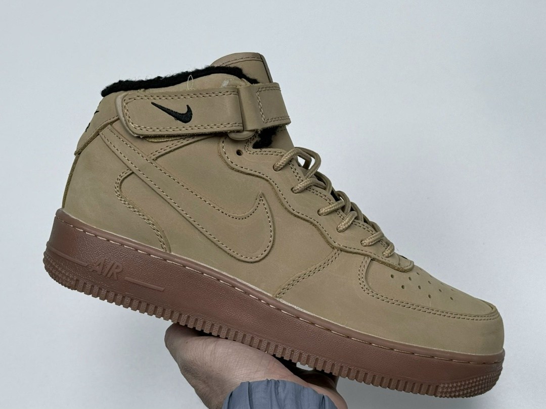 зимние nike air force 1 mid с мехом black черные,зимние кроссовки nike air force 1,nike air force 1 mid black,мужские зимние кроссовки nike air force 1 mid 07,зимние кроссовки nike air force 1 черные