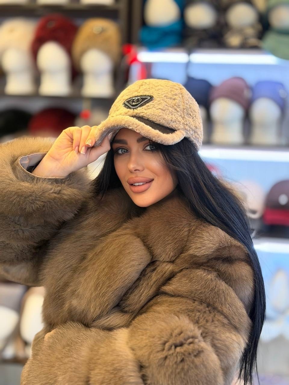 бейсболка меховая тёплая,кепка стильная,меховая кепка прада,кепка тедди меховая yuliashvets,стильная бейсболка