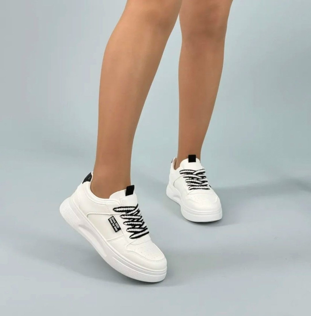 женские кроссовки,,кроссовки для девушек,женские кроссовки платформа,спортивная