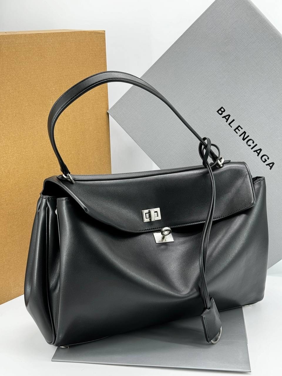 сумка женская balenciaga rodeo,сумка balenciaga rodeo,сумка женская balenciaga,сумка balenciaga натуральная кожа 35-24 см,сумка женская balenciaga rodeo 35