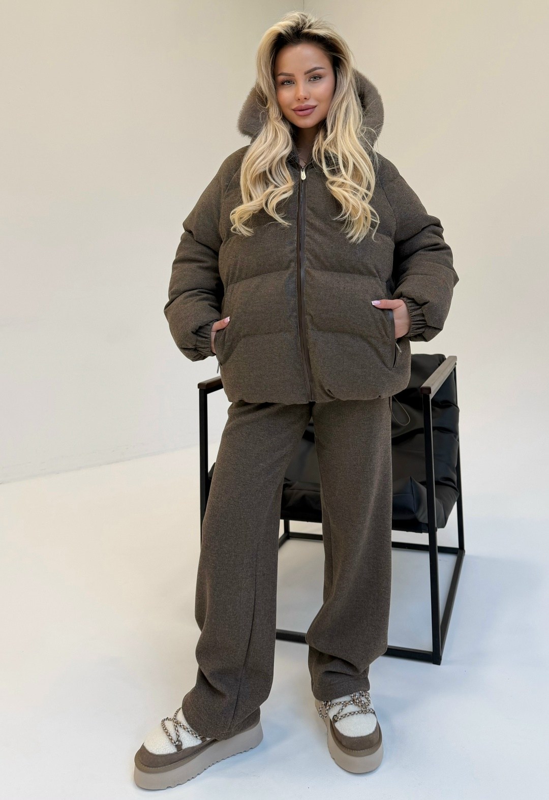 костюм тройка с курткой,пуховик женский,женская зимняя куртка,куртка оверсайз зимняя,костюм тройка женский