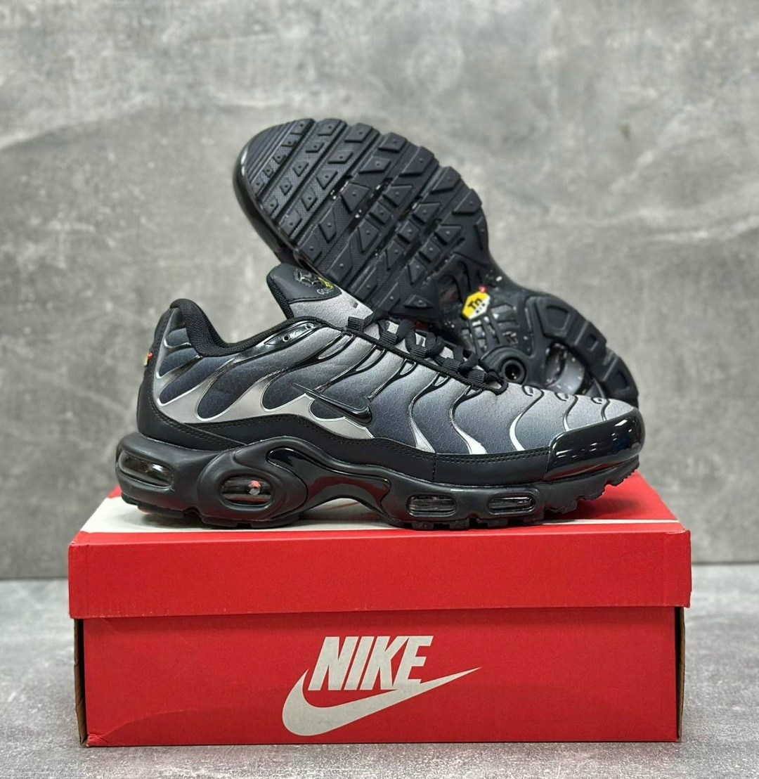 nike tn green,кроссовки nike air max plus,кроссовки nike air max tn plus,nike air max tn plus,мужские кроссовки nike air max