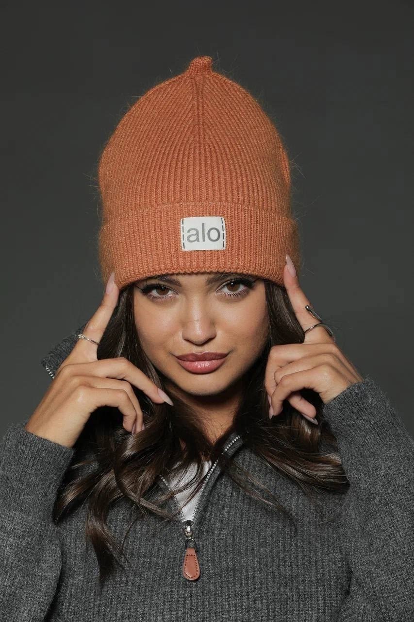 шапка из премиальной ангоры,шапка из ангоры,шапка,шапка для женщин,шапка бини