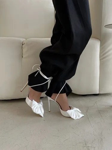 брючный костюм,брюки с жилеткой,костюм брючный классический с жилетом emberens,брюки и жилетка женская,жилет и брюки