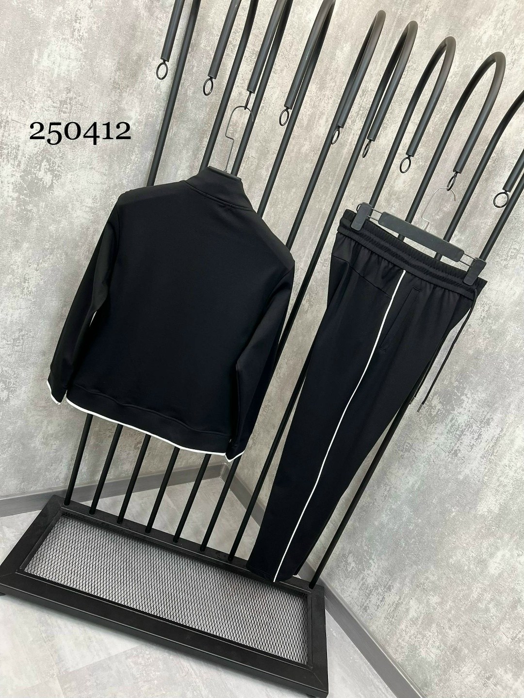 спортивный костюм brunello cucinelli,прогулочный костюм brunello cucinelli,спортивный костюм том форд мужской,костюм brunello cucinelli 5447 3,мужские спортивные костюмы