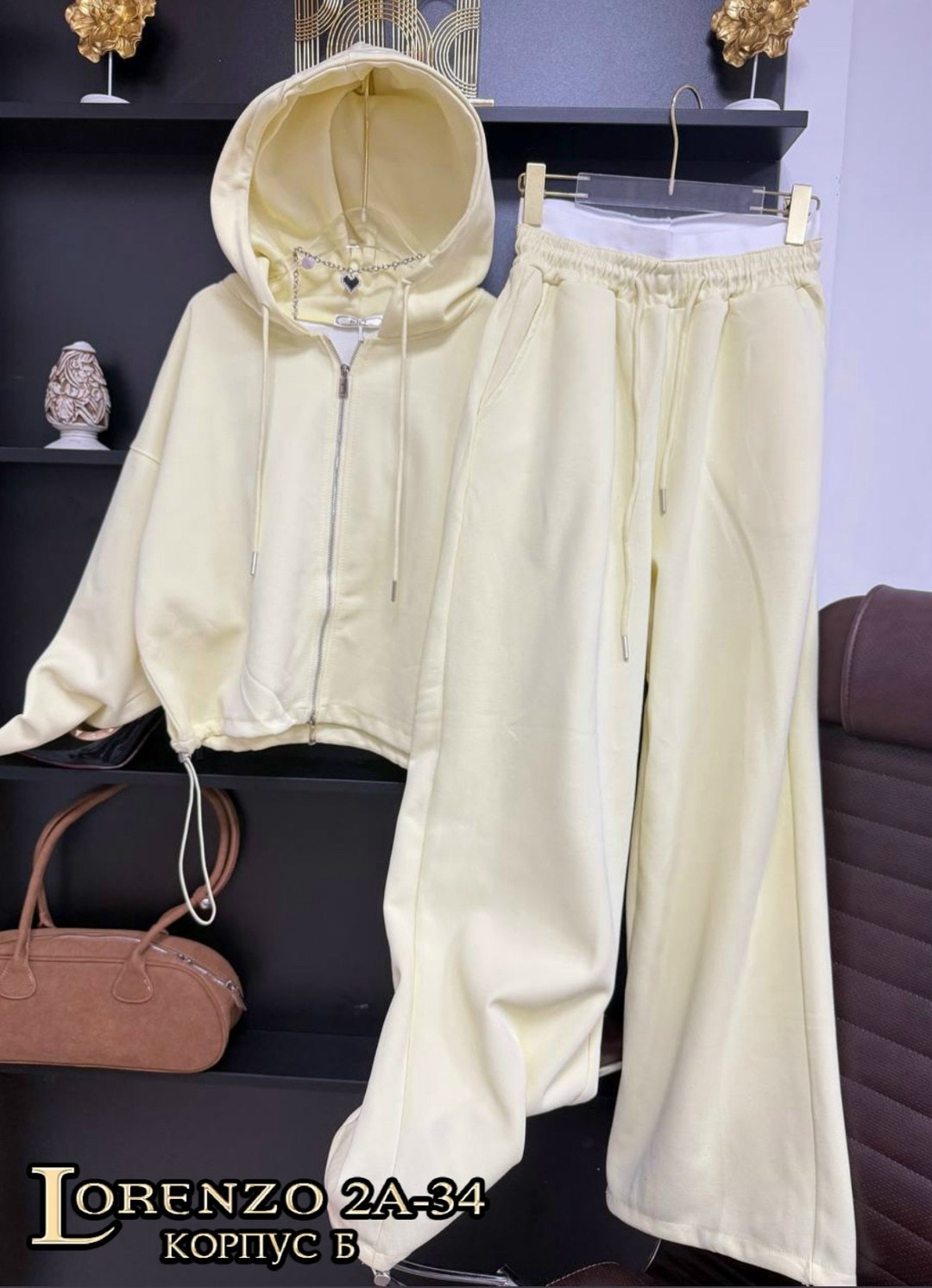 костюм женский спортивный,спортивный костюм,женский костюм,костюм двойка брюки и кофта на кулиске,костюм двойка женский