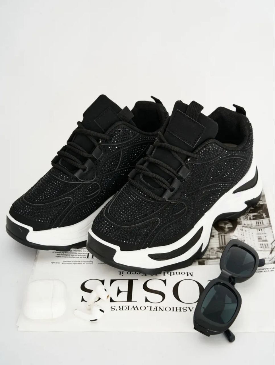 ,кроссовки женскиe,черные кроссовки,спортивная ,черные женские кроссовки