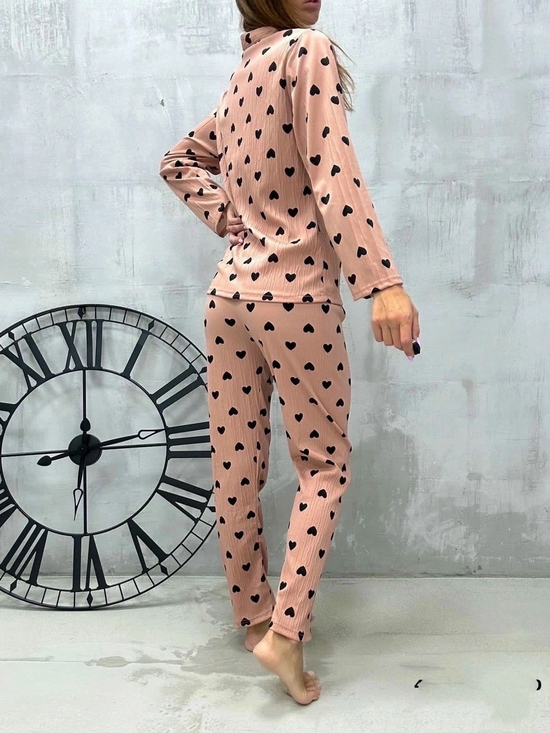 стильная женская пижама,пижамы женски,пижама со штанами и рубашкой в сердечко moolmeyno,пижама женская,пижама розовая