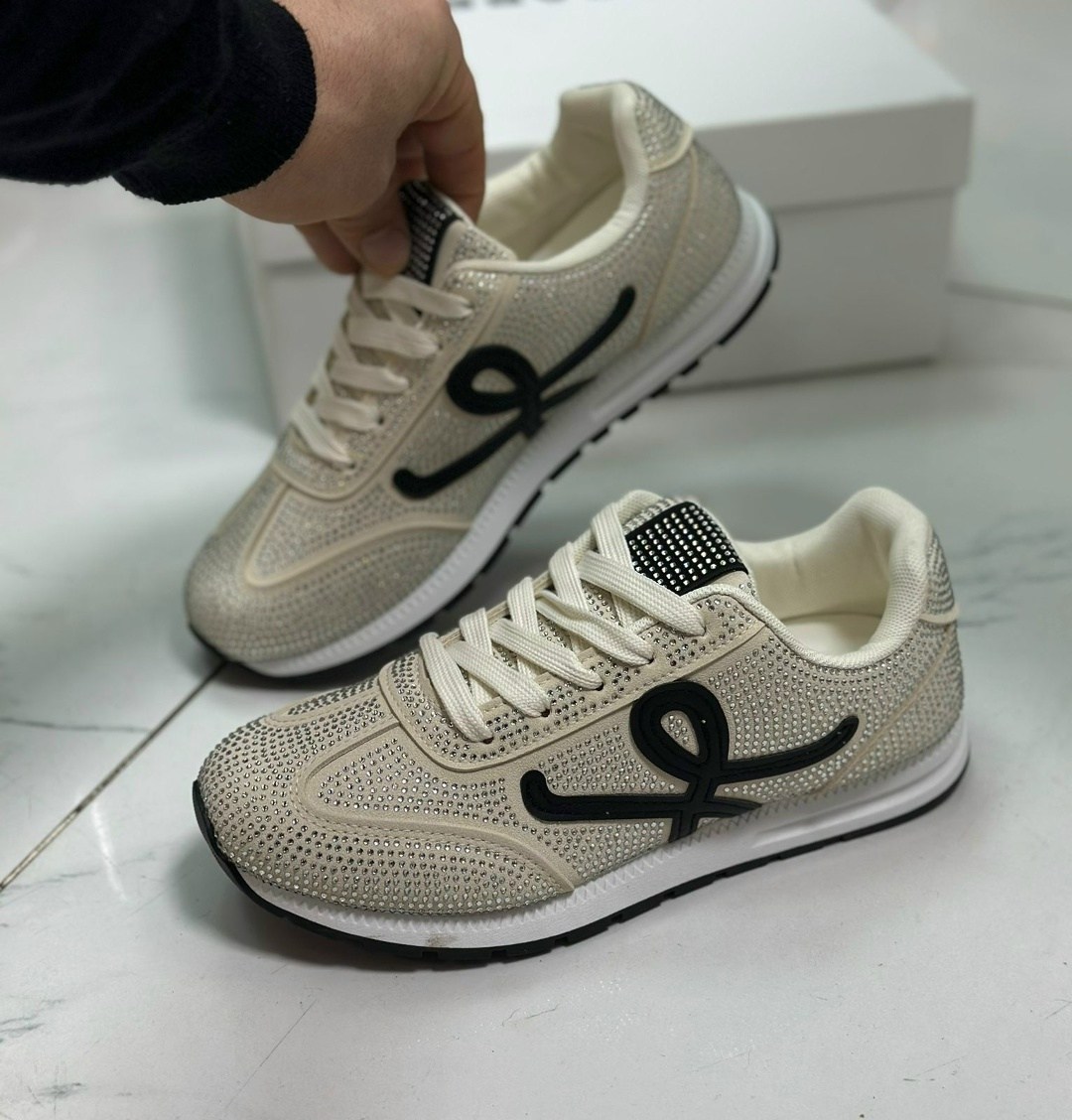 женские кроссовки chanel,кроссовки женскиe,кроссовки шанели,кроссовки,кроссовки chanel