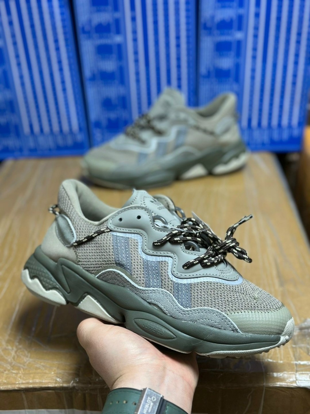 кроссовки adidas ozweego,кроссовки мужские adidas ozweego,кроссовки ozweego adidas originals,adidas originals ozweego,adidas ozweego