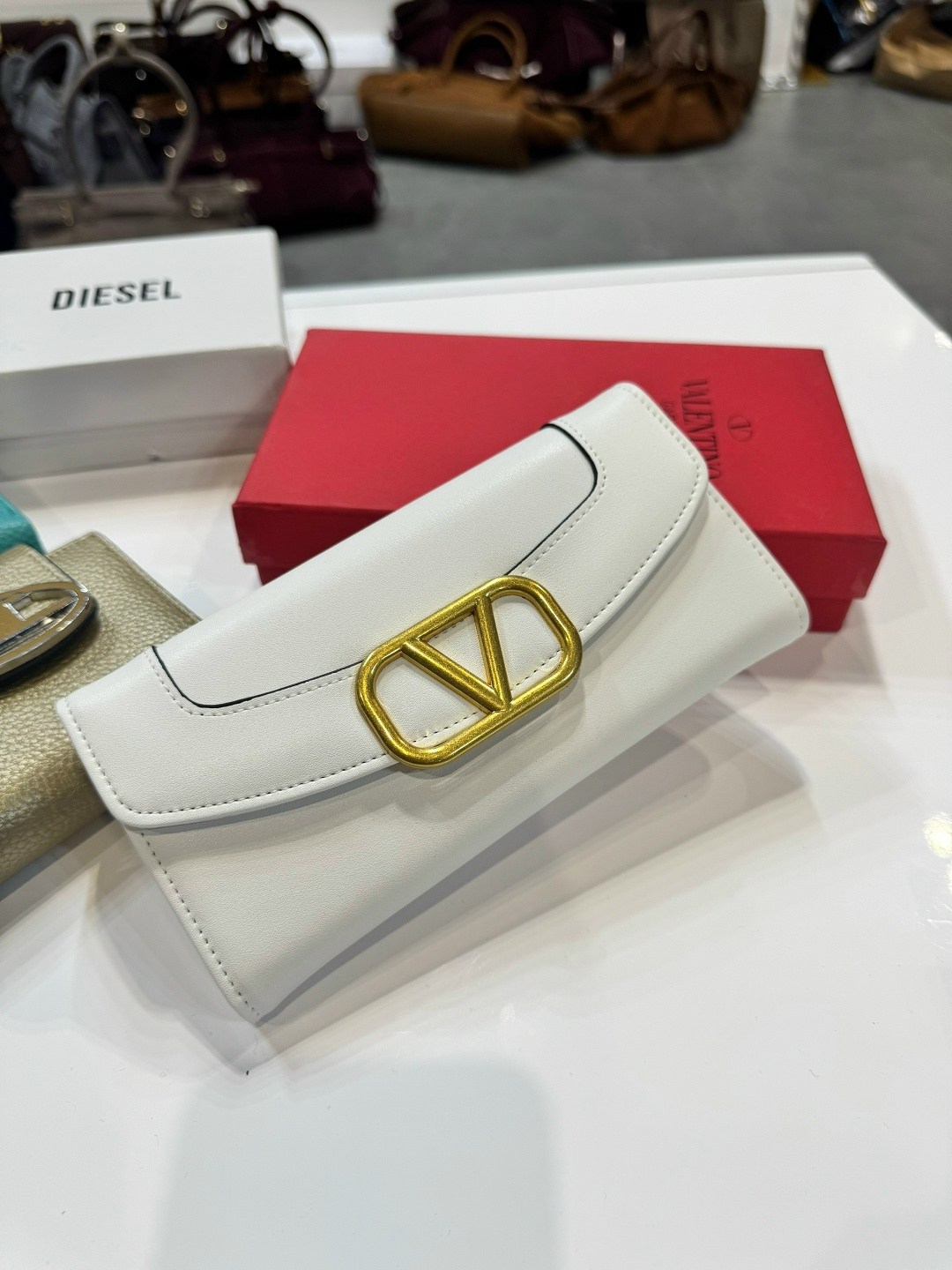 кошелек valentino,брендовый кошелек valentino,брендовый кошелек valentino garavani,сумка valentino,женский кошелек