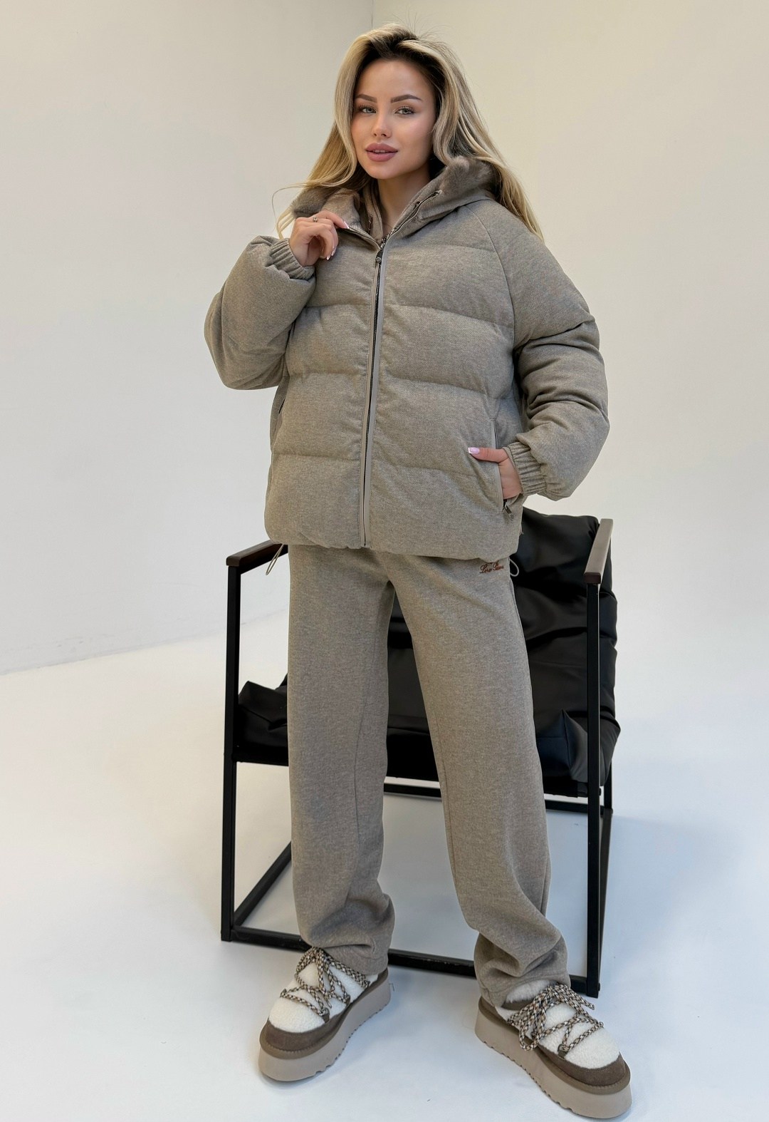 костюм тройка с курткой,пуховик женский,женская зимняя куртка,куртка оверсайз зимняя,костюм тройка женский