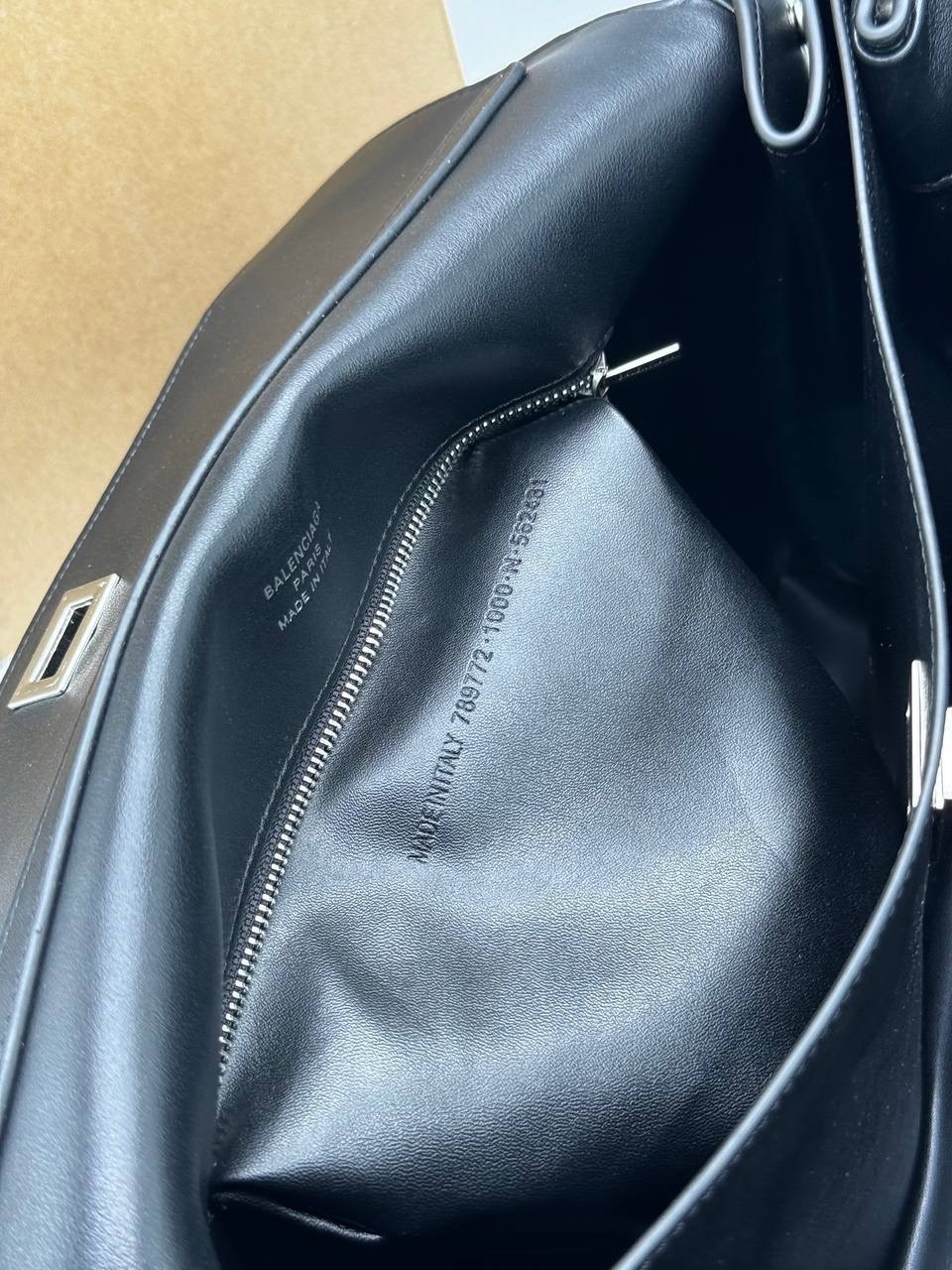 сумка женская balenciaga rodeo,сумка balenciaga rodeo,сумка женская balenciaga,сумка balenciaga натуральная кожа 35-24 см,сумка женская balenciaga rodeo 35