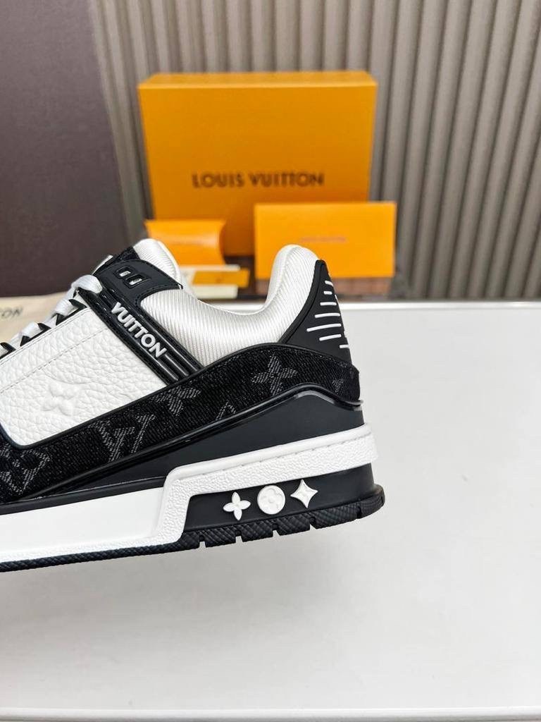 кроссовки louis vuitton мужские,louis vuitton кроссовки,кроссовки мужские louis vuitton lv 39-46,кеды louis vuitton,кожаные кроссовки louis vuitton trainer monogram - white / black