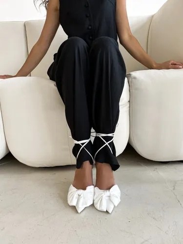 брючный костюм,брюки с жилеткой,костюм брючный классический с жилетом emberens,брюки и жилетка женская,жилет и брюки