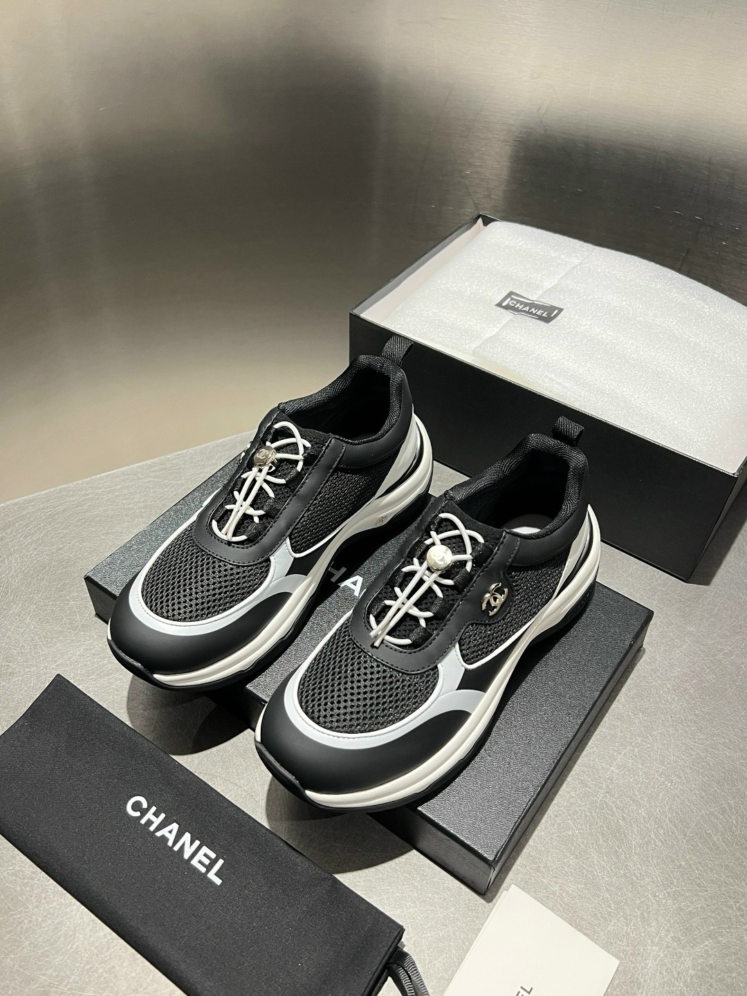 кроссовки женские chanel,chanel кроссовки,,кроссовки шанели,кроссовки шанель черные