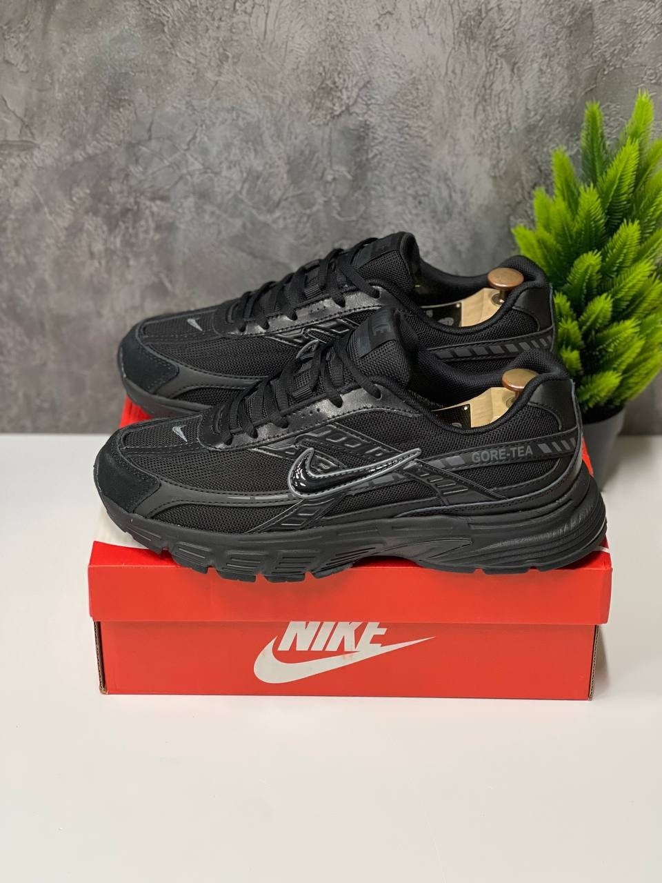 кроссовки nike initiator,кроссовки nike,мужские кроссовки nike,кроссовки nike initiator цвет черный,кроссовки мужские женские