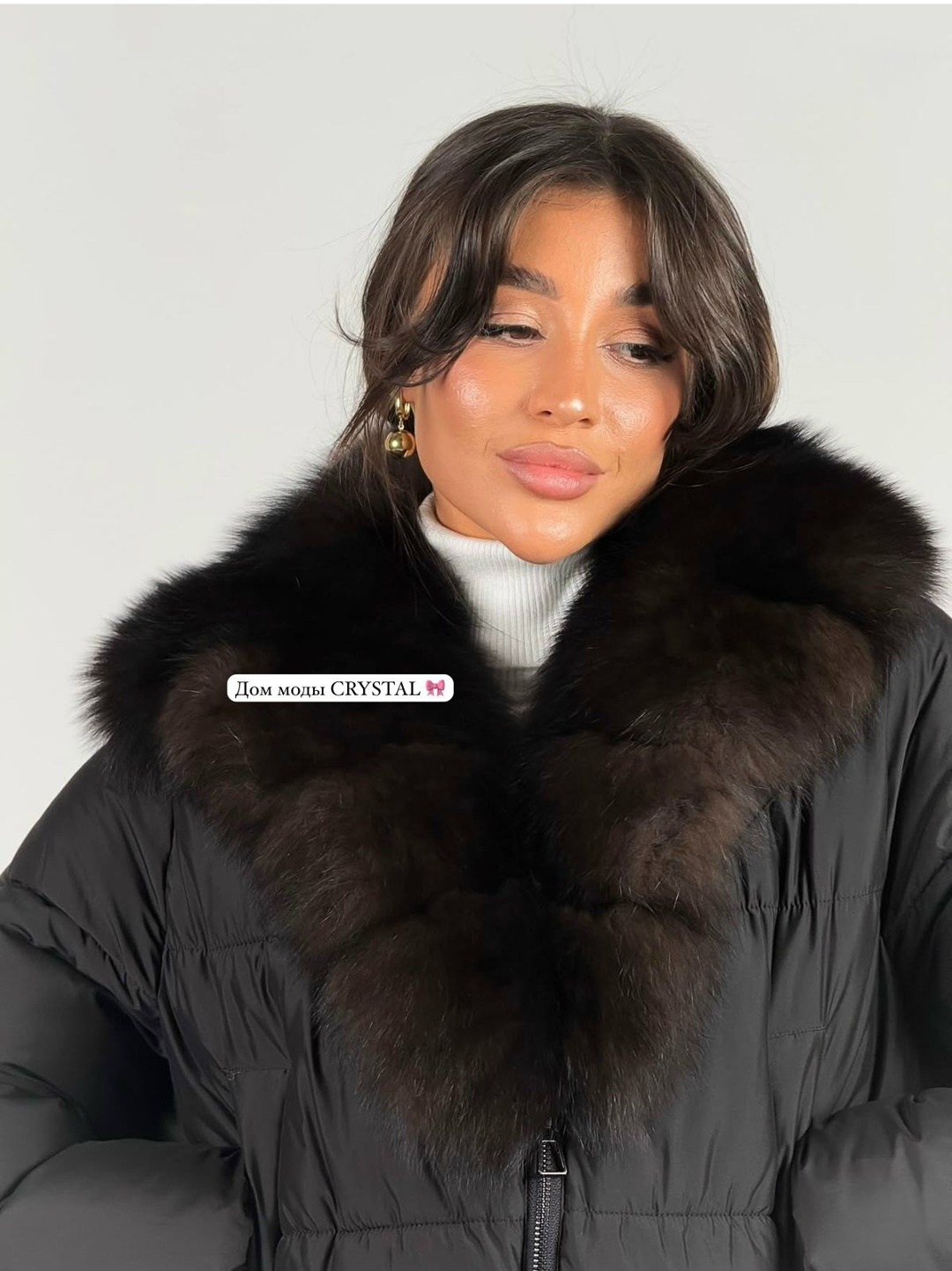 черный пуховик,пуховик женский,пуховик с меховым воротником,пуховик с натуральным мехом,короткий женский пуховик