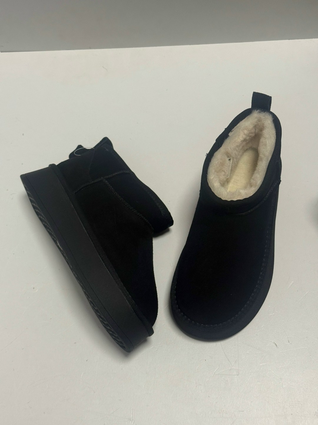 ,женские угги,женская зимняя ,зимняя , теплая