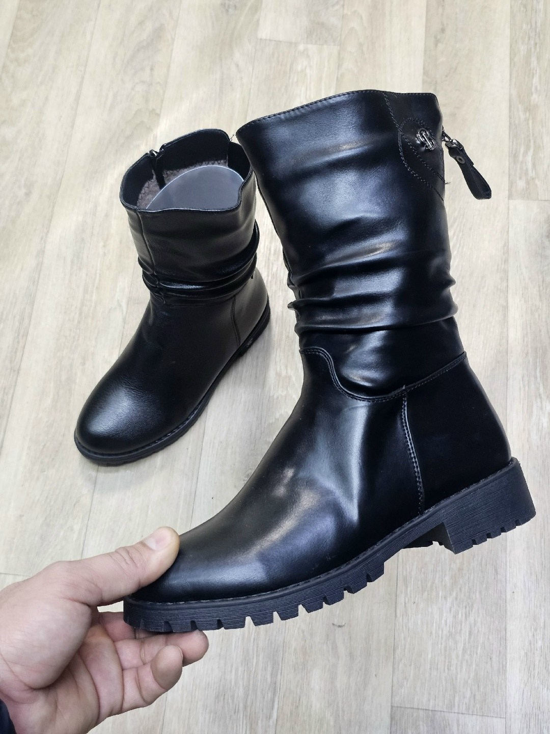 женские полусапоги натуральная кожа натуральный мех gugu германия,полусапожки женские зимние кожаные на натуральном меху,,ботинки зимние женские натуральная кожа,женские зимние кожаные ботинки на