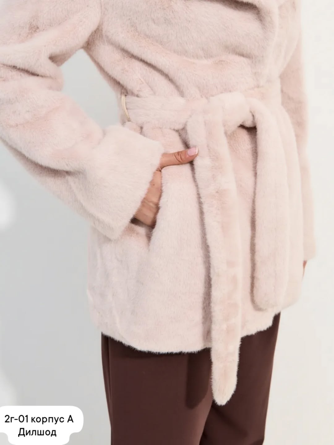 женская шуба из экомеха,женская шуба из эко меха с английским воротником,шуба из эко меха с английским воротником,шуба из экомеха,женская короткая шуба из экомеха