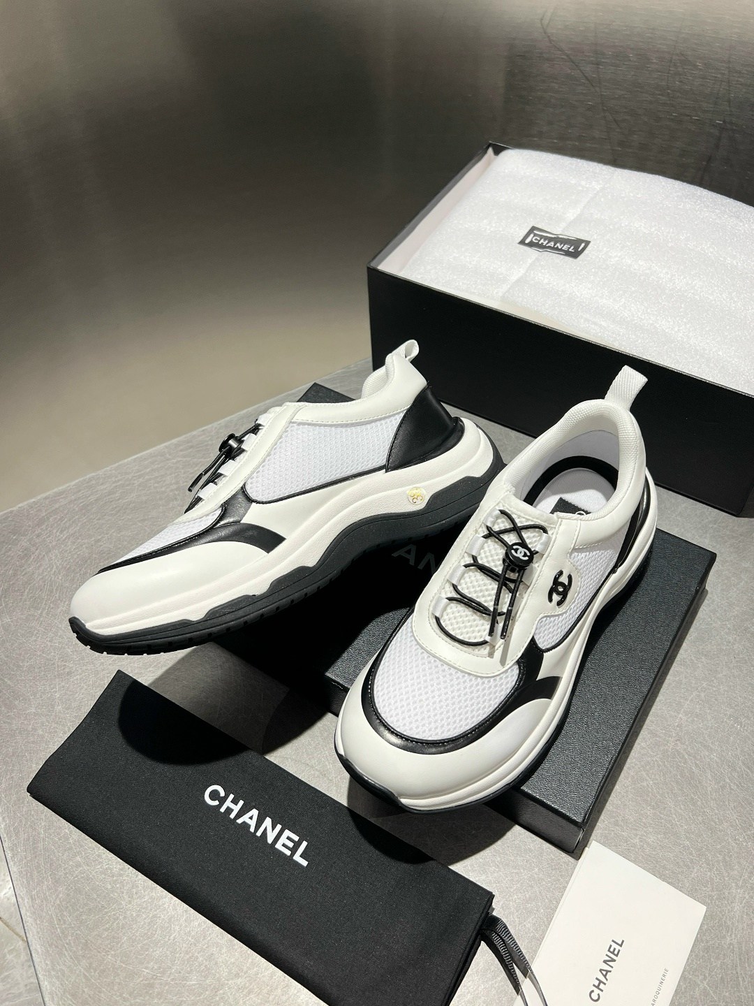 кроссовки женские chanel,chanel кроссовки,,кроссовки шанели,кроссовки шанель черные