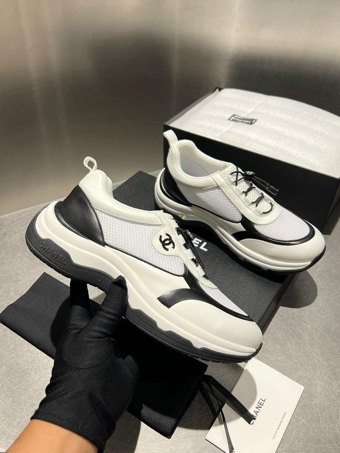 кроссовки женские chanel,chanel кроссовки,,кроссовки шанели,кроссовки шанель черные