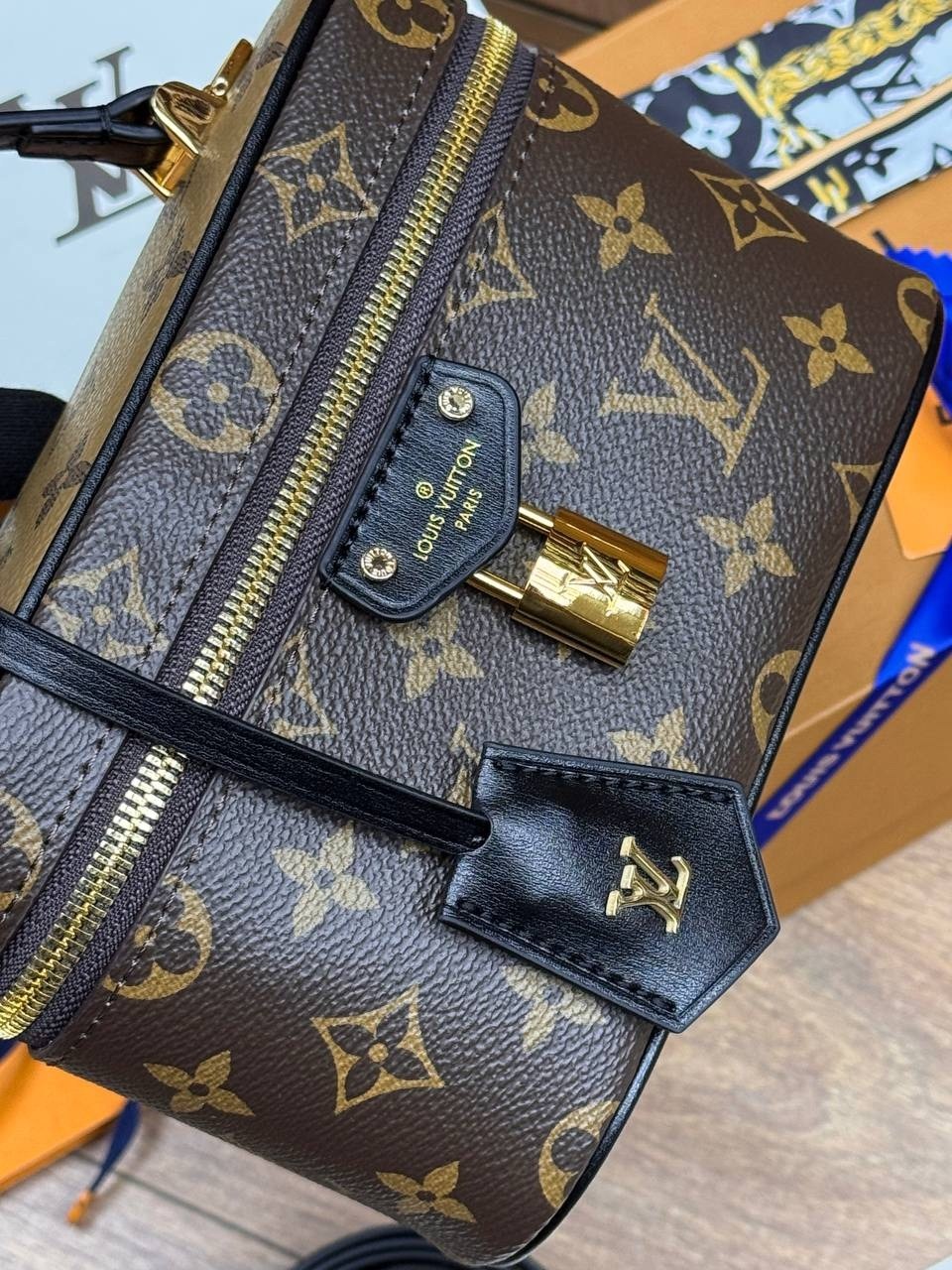 сумка кросс-боди в стиле louis vuitton,женская сумка louis vuitton,сумка louis vuitton,сумка луи виттон через плечо,louis vuitton сумка на плечо ведро