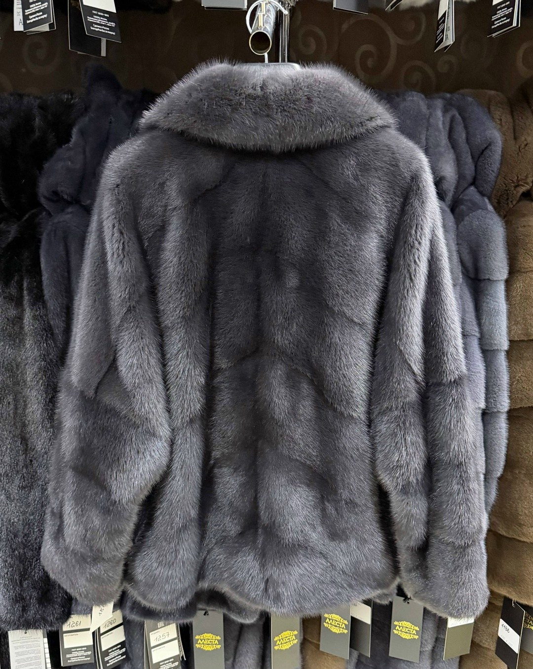 шуба норковая,норковая шуба в цвете "графит",шубка из меха европейской норки с английским воротником цвет графит,шуба из норки,шуба
