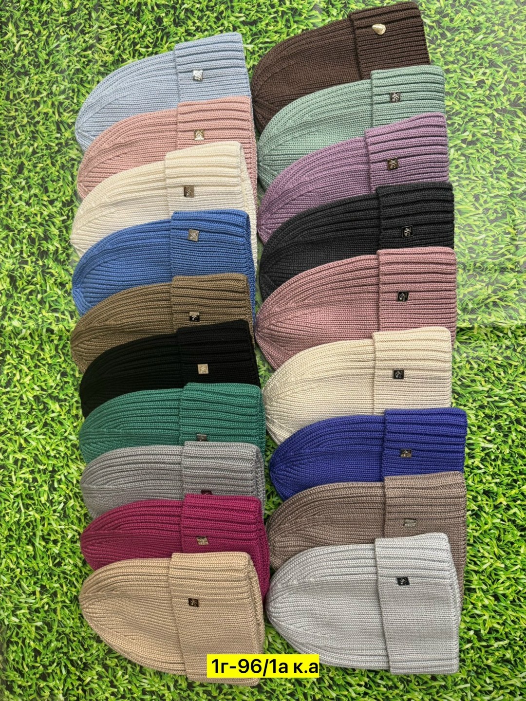 шапка,шапка женская,женские вязаные шапки,шапка шапка,шапка женская на флисе