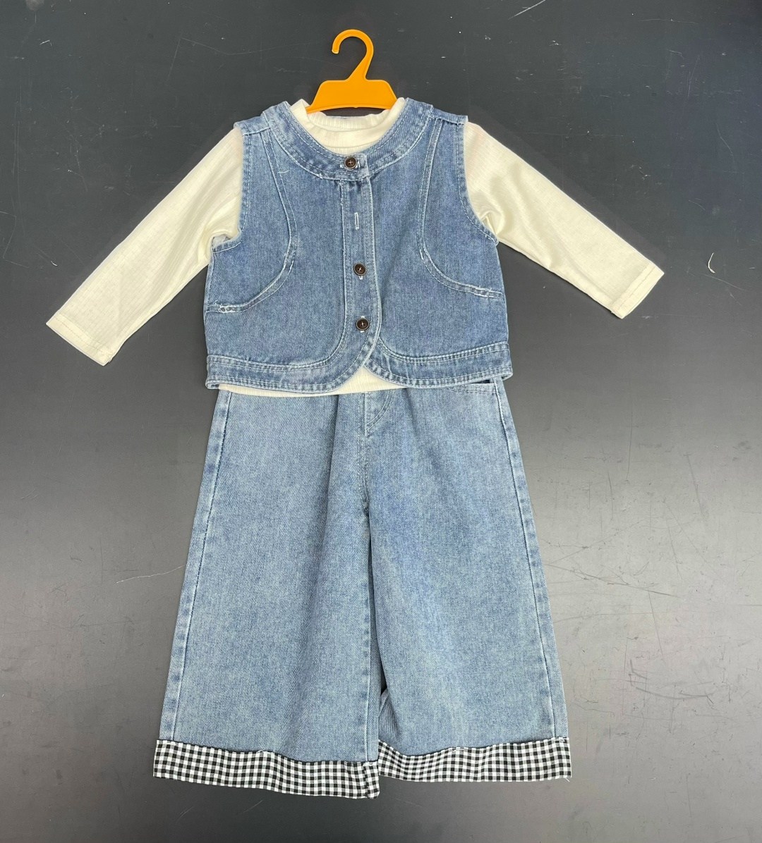 джинсовые костюмы,комплекты одежды для девочек,джинсовый костюм для девочки,костюм детский джинсовый,жилет джинсовый