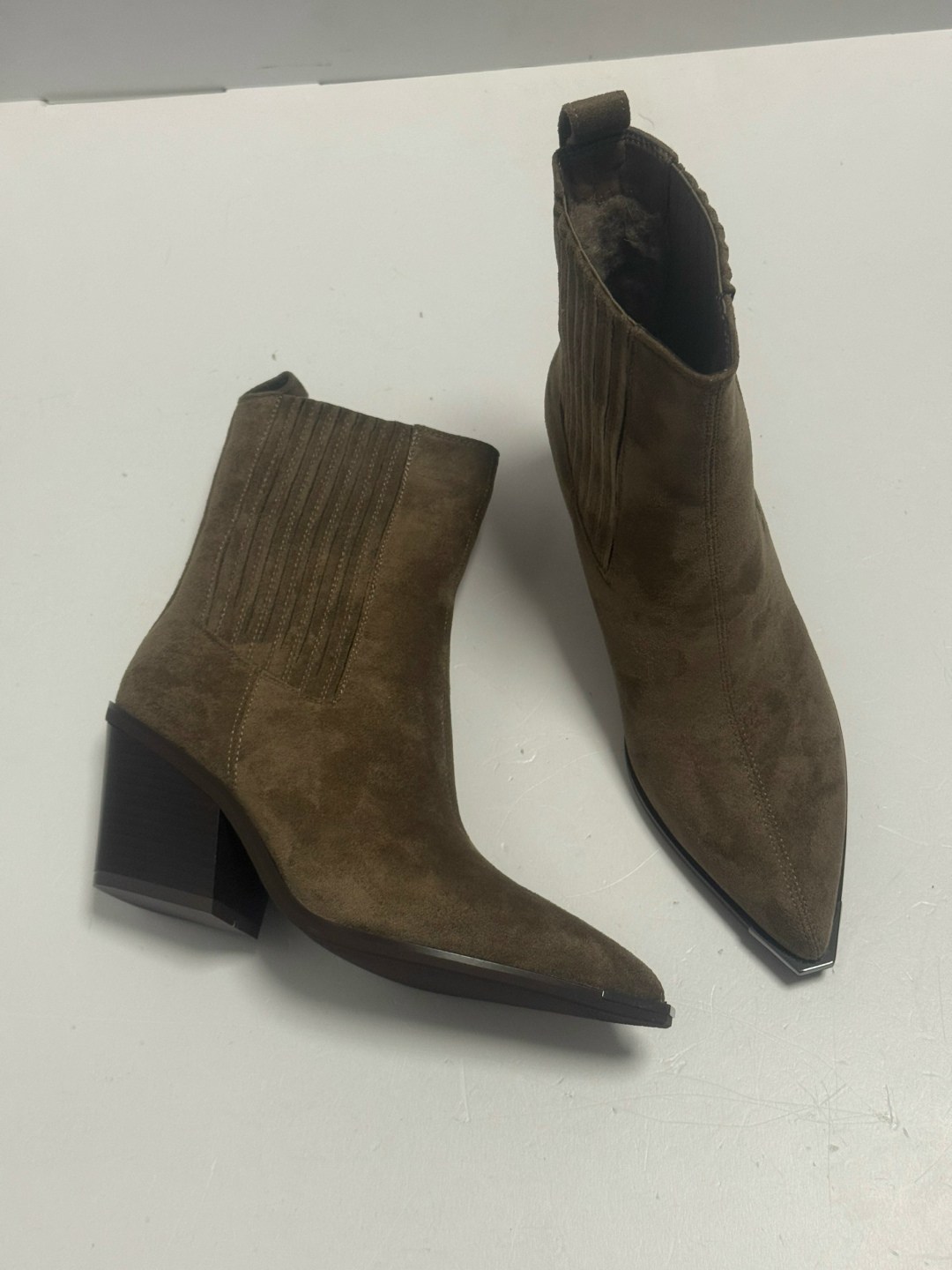 ,ковбойские замшевые ботильоны dewina isabel marant бежевый,ботильоны женские,замшевые ботильоны,ботильоны