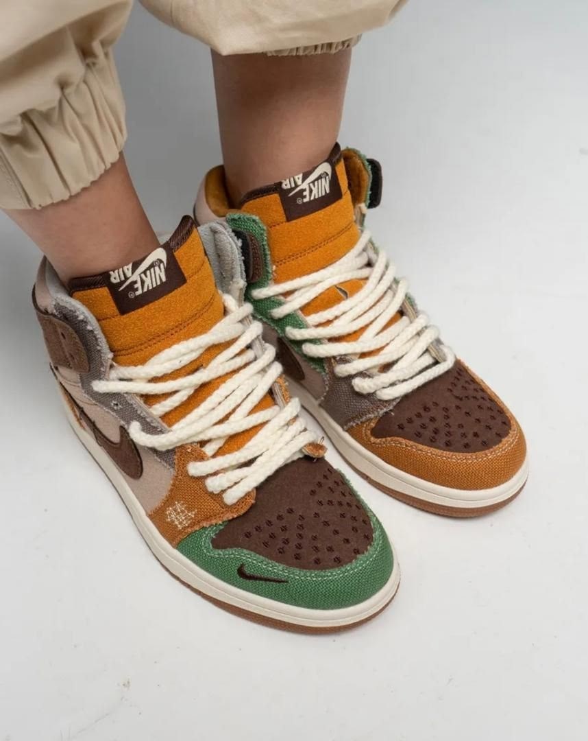 кроссовки nike air jordan 1 high voodoo,кроссовки осенний nike,кроссовки высокие sb dunk nike,кроссовки мужские зимние jordan 1 high og sp travis scott,кроссовки