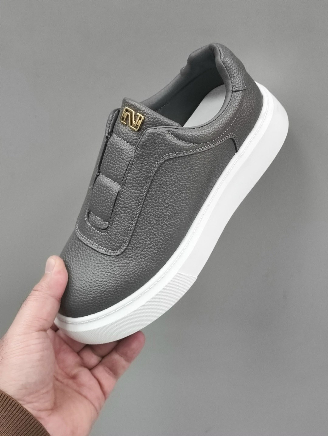 ,женская ,обуви,кроссовки бордовые,повседневная