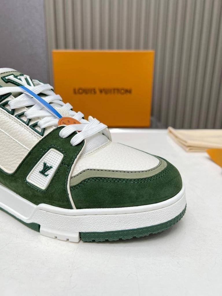 кроссовки louis vuitton,кроссовки louis vuitton trainer,кроссовки мужские louis vuitton,мужские кожаные кроссовки louis vuitton 2025 белые с зеленым,кроссовки луи виттон trainer