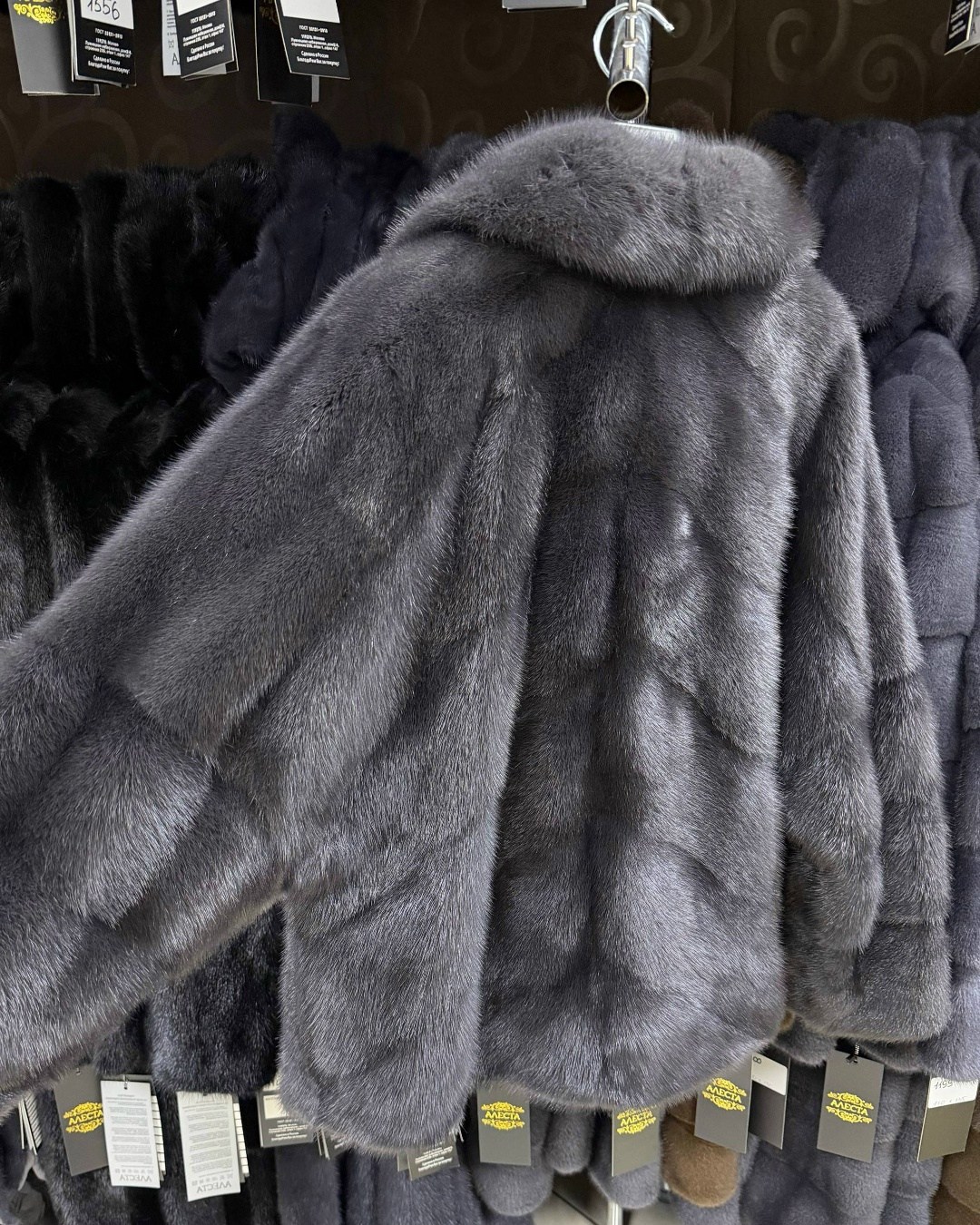 шуба норковая,норковая шуба в цвете "графит",шубка из меха европейской норки с английским воротником цвет графит,шуба из норки,шуба