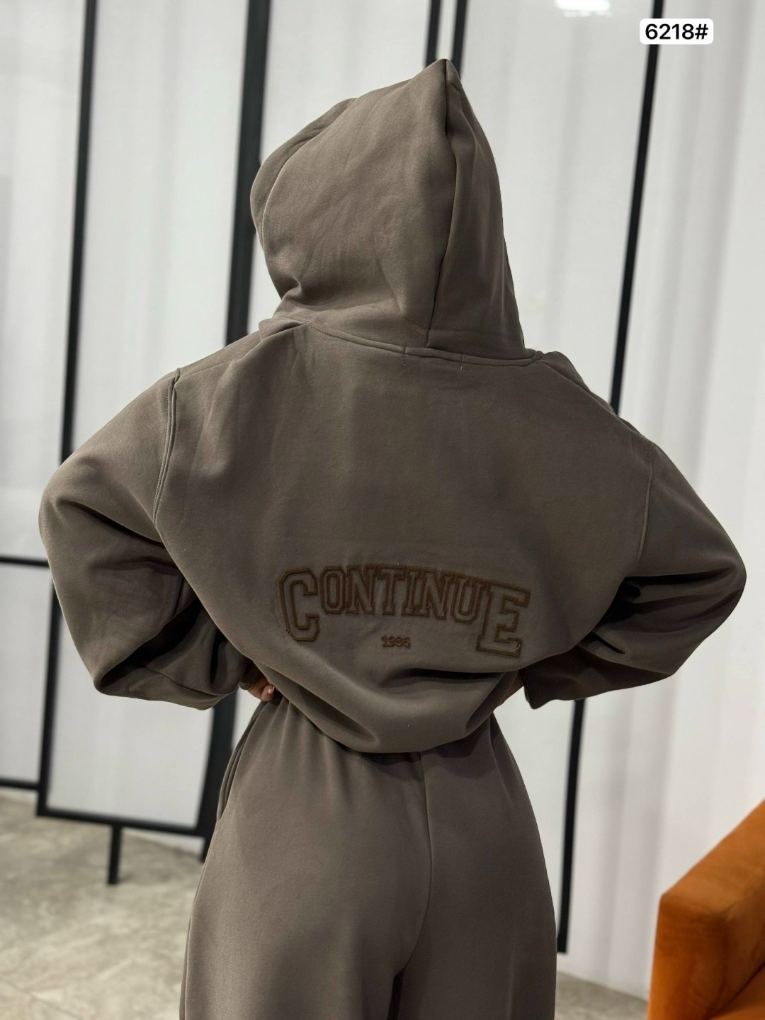 теплый спортивный костюм,спортивные костюмы на флисе,костюм на флисе,женский спортивный костюм на флисе,спортивный костюм с капюшоном