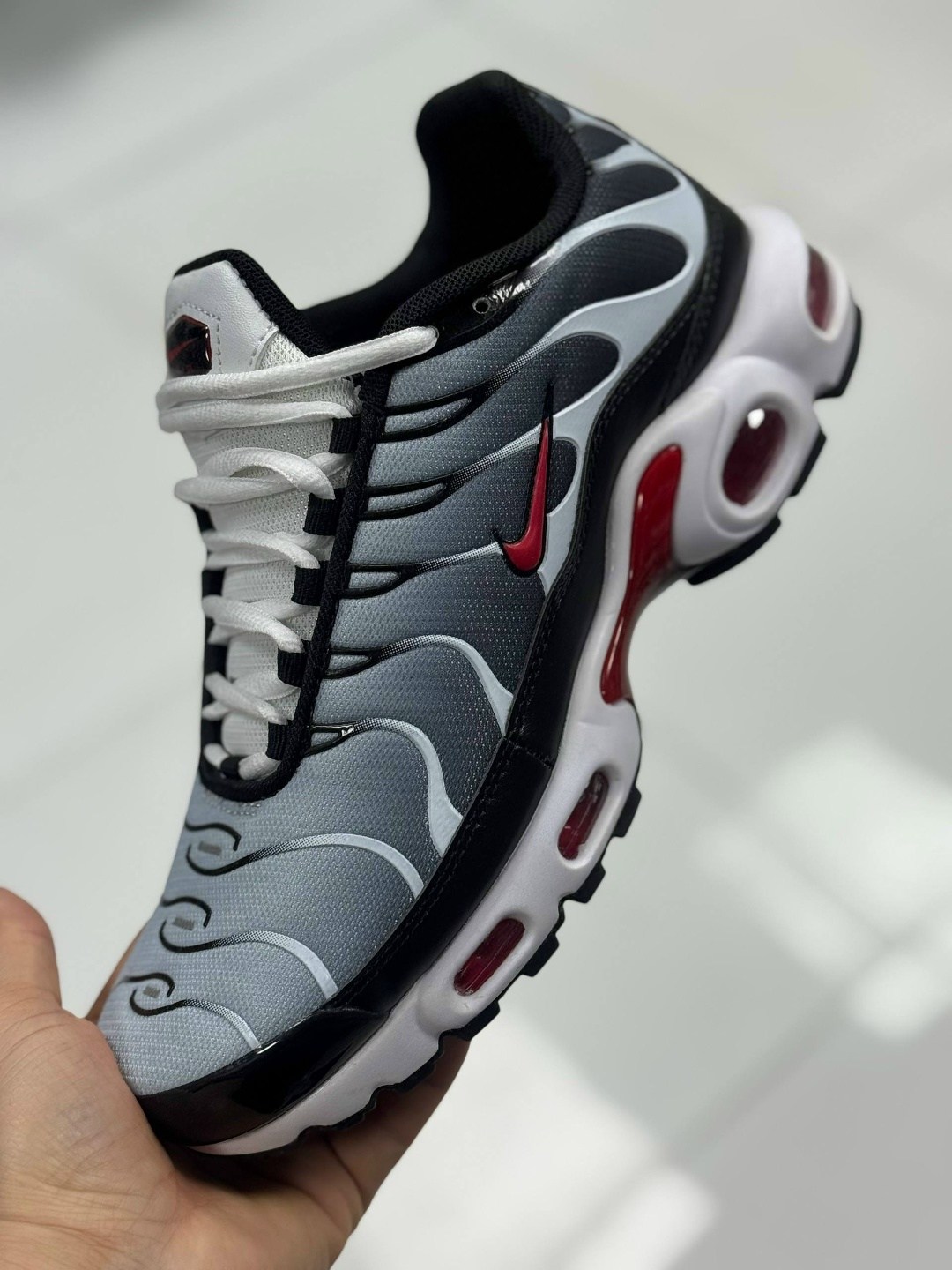 кроссовки nike air max plus tn,nike air max tn plus,кроссовки nike air max plus,кроссовки,nike air max tn