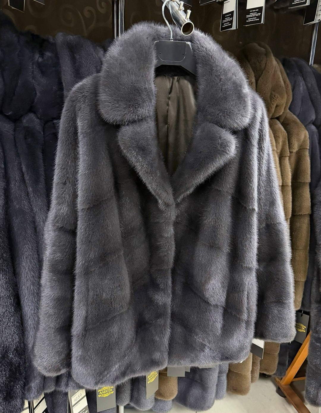 шуба норковая,норковая шуба в цвете "графит",шубка из меха европейской норки с английским воротником цвет графит,шуба из норки,шуба