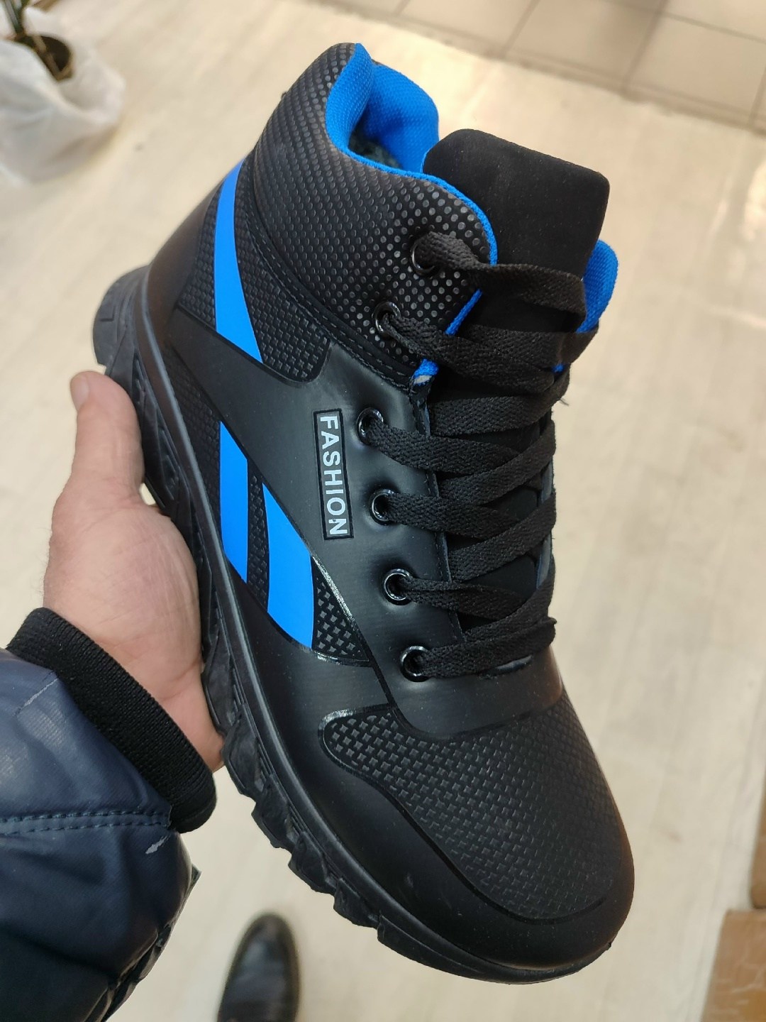 зимние кроссовки мужские,зимние кроссовки,,кроссовки для мужчин,спортивная