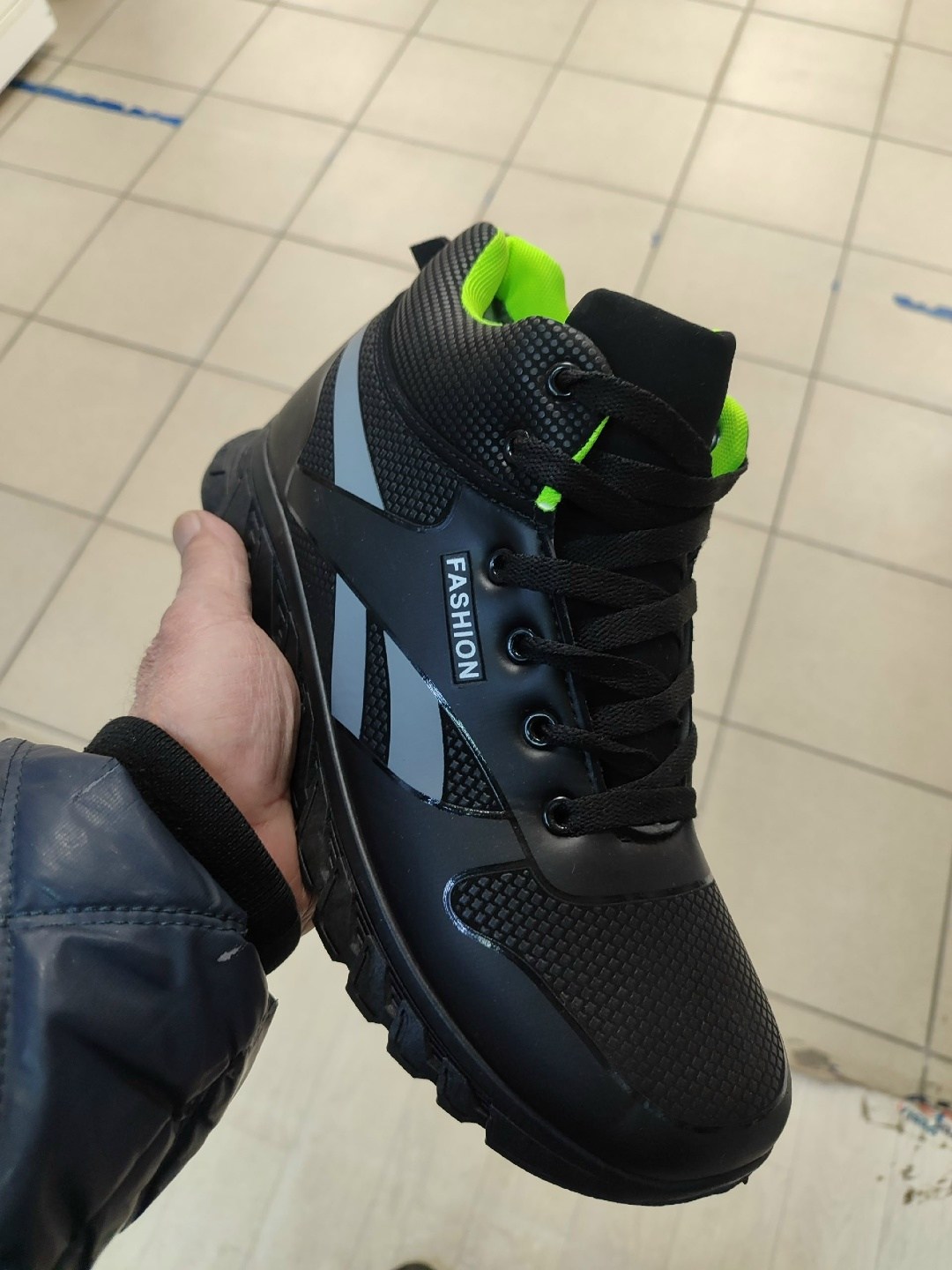 зимние кроссовки мужские,зимние кроссовки,,кроссовки для мужчин,спортивная