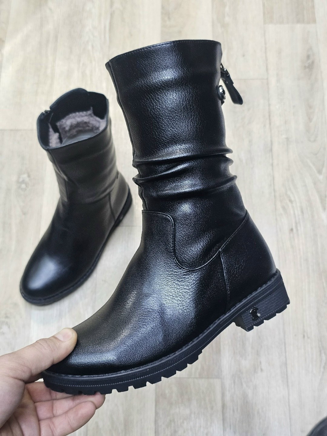 женские полусапоги натуральная кожа натуральный мех gugu германия,полусапожки женские зимние кожаные на натуральном меху,,ботинки зимние женские натуральная кожа,женские зимние кожаные ботинки на