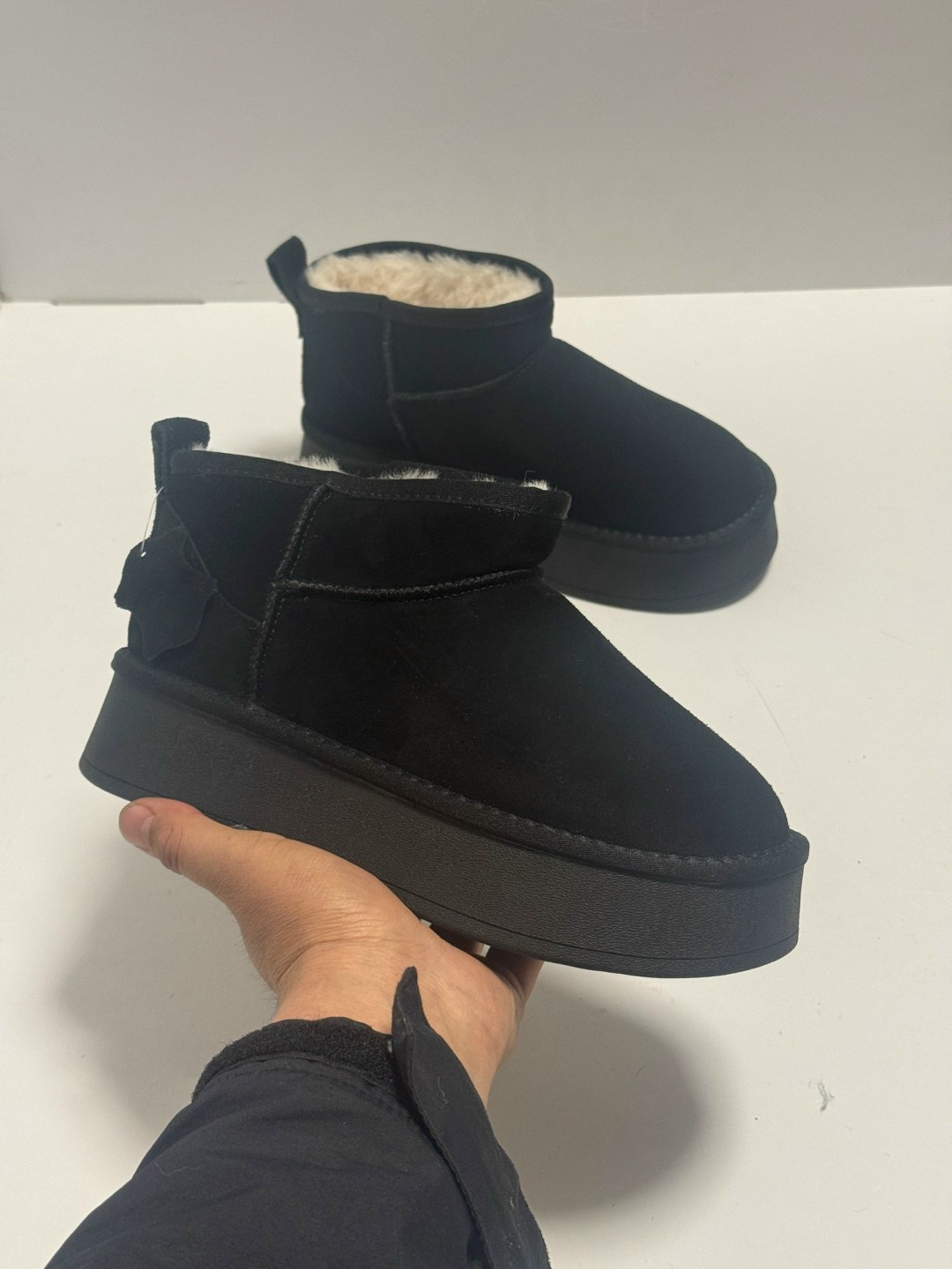 ,женские угги,женская зимняя ,зимняя , теплая