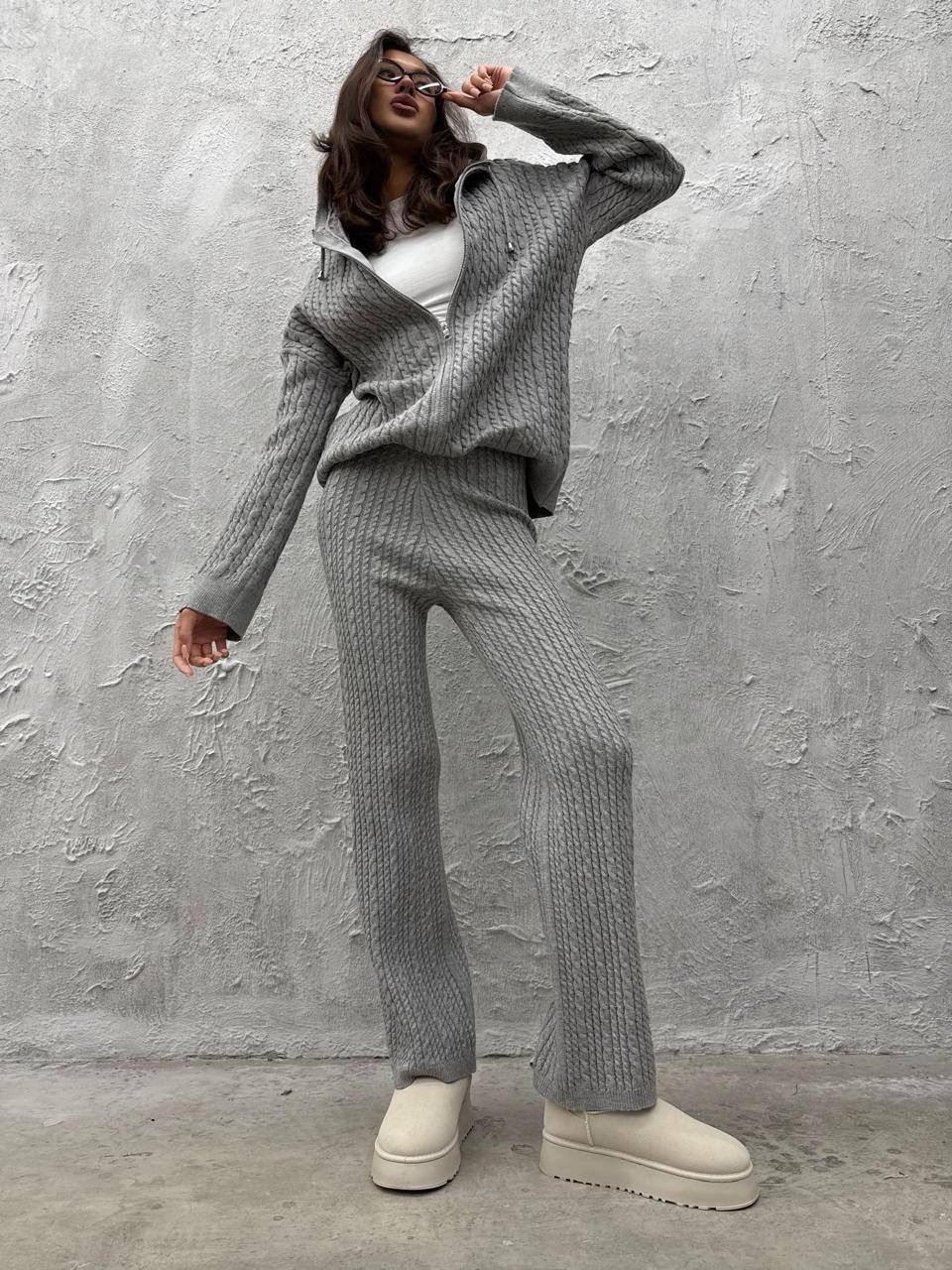 костюм теплый вязаный оверсайз лапша с брюками allamoda,костюм женский: свитер и штаны (one size 42-48) арт. 1385090,костюм вязаный теплый с брюками,костюм вязаный,костюм теплый вязаный оверсайз лапша