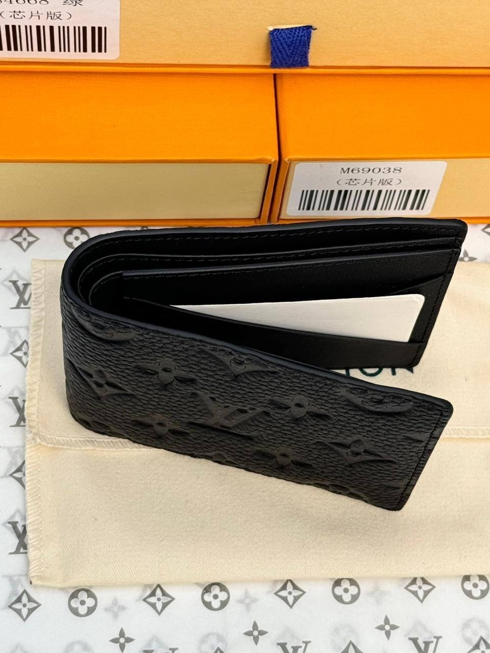 louis vuitton кошелек,обложка для паспорта louis vuitton,louis vuitton унисекс кошелек,кошелек мужской louis vuitton,louis vuitton monogram