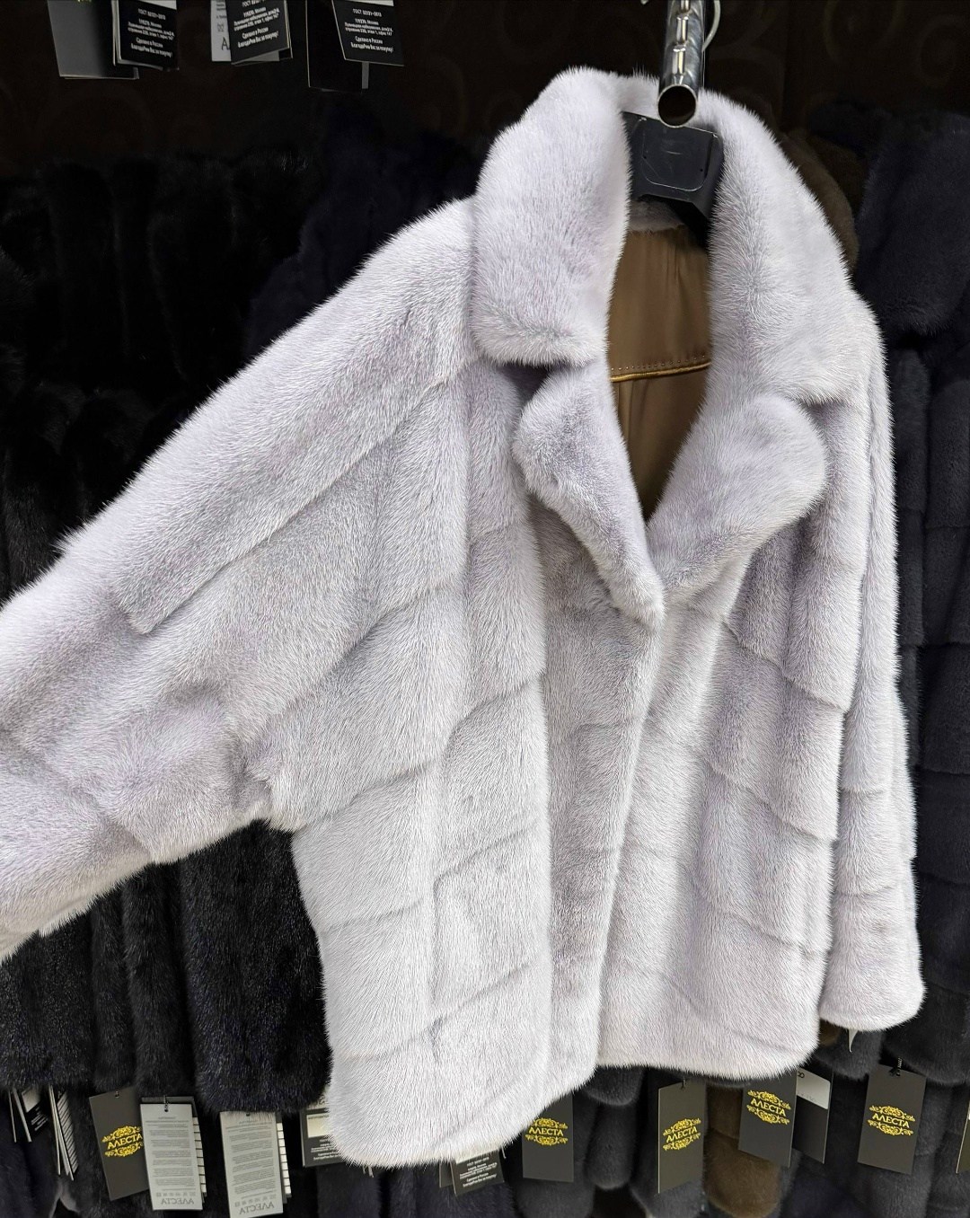 норковая шуба,норковая шуба цельная белая автоледи,белая норковая шуба автоледи,шуба,шубка