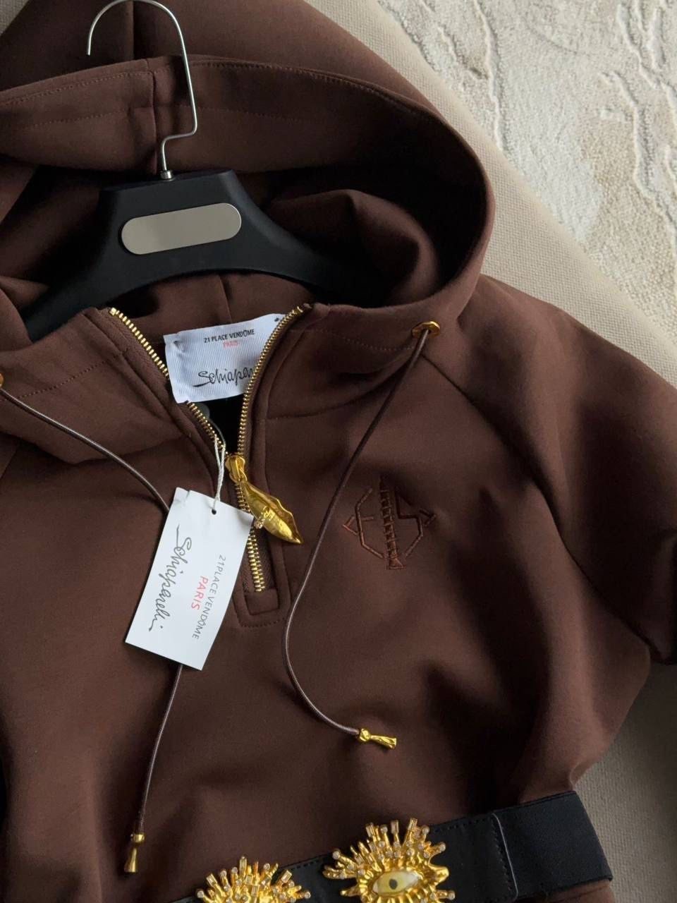 костюм двойка кашемир,стильное пальто,трикотажное платье,платье трикотажное с поясом emberens,осеннее пальто