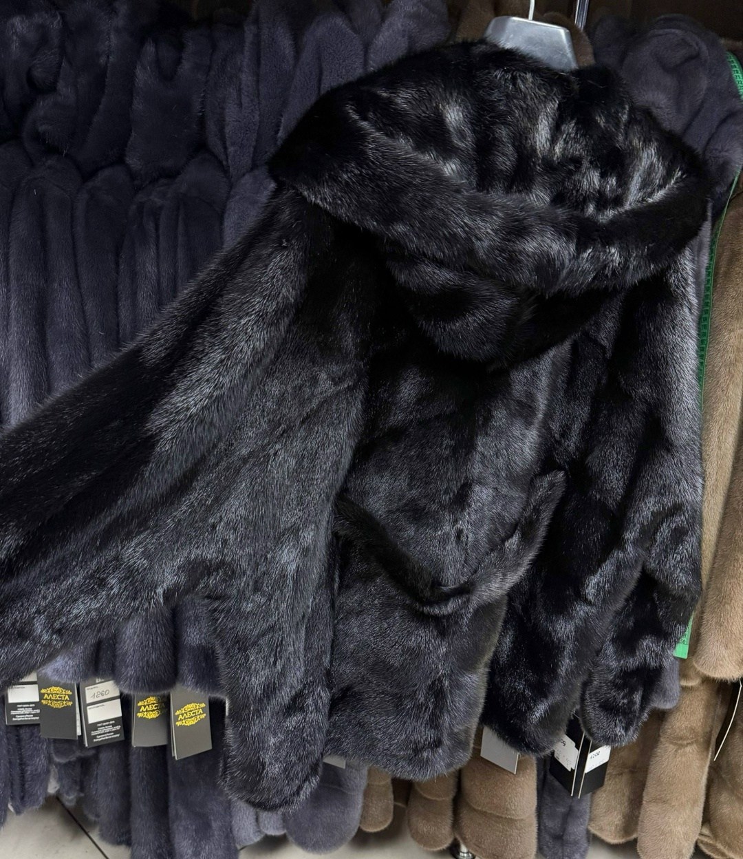 шуба норковая,шуба норковая с капюшоном,норка шуба,шуба из норки,шуба