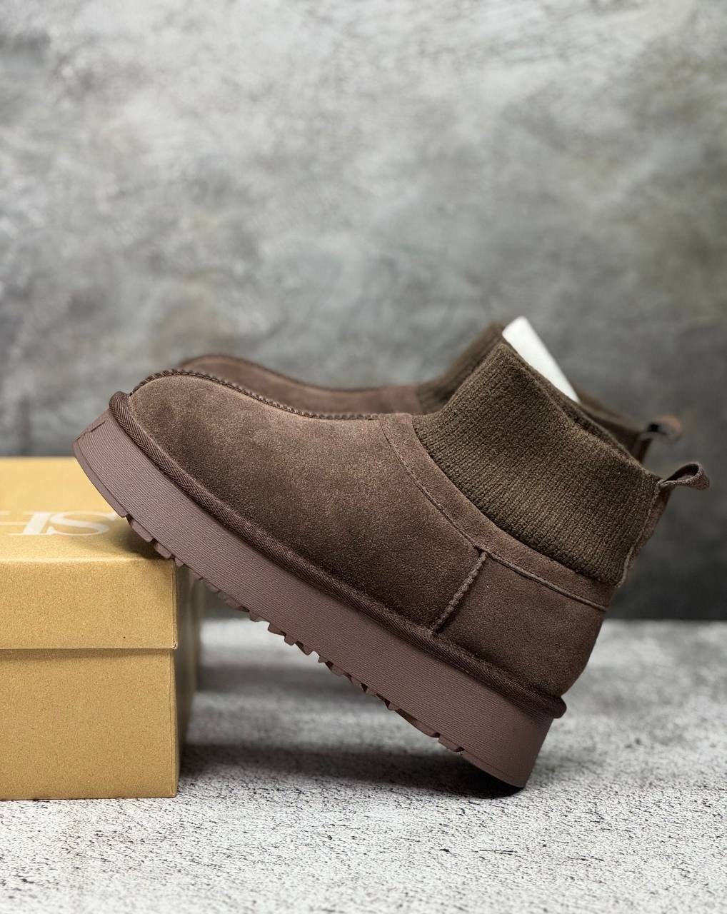 женские угги,женские зимние угги ugg,,угги женские ugg,угги женские натуральный мех